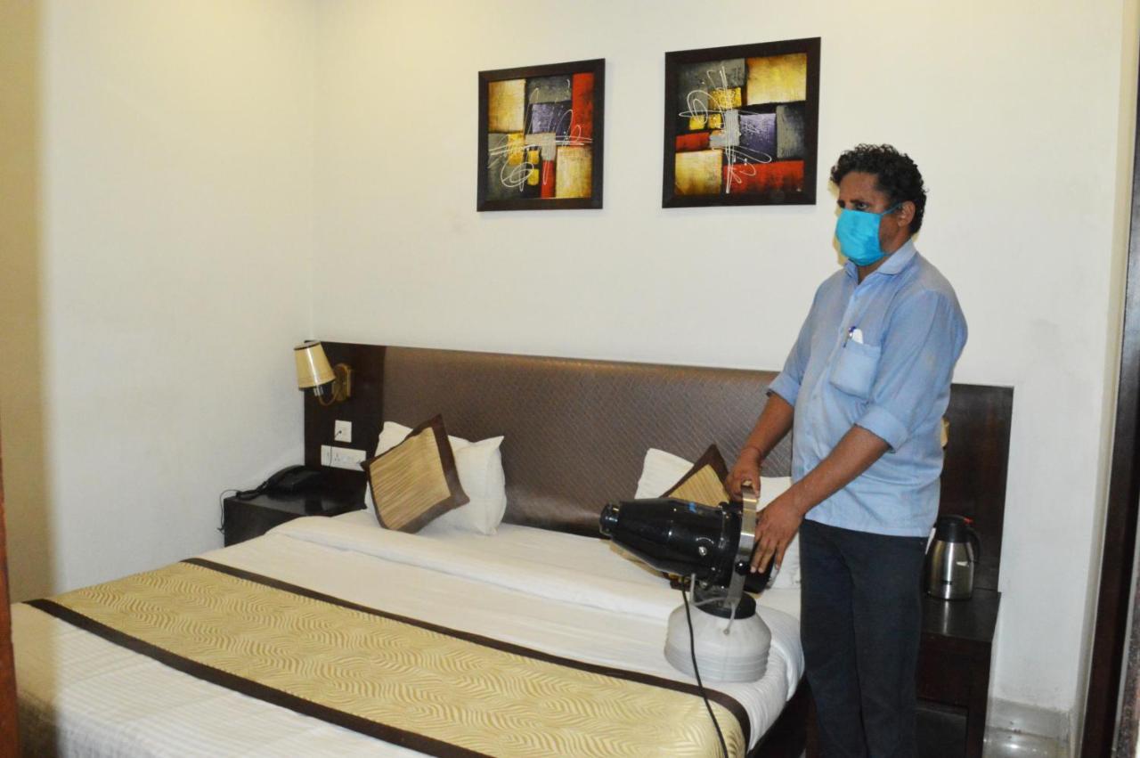 Madhav Muskan Residency Mathura Bagian luar foto
