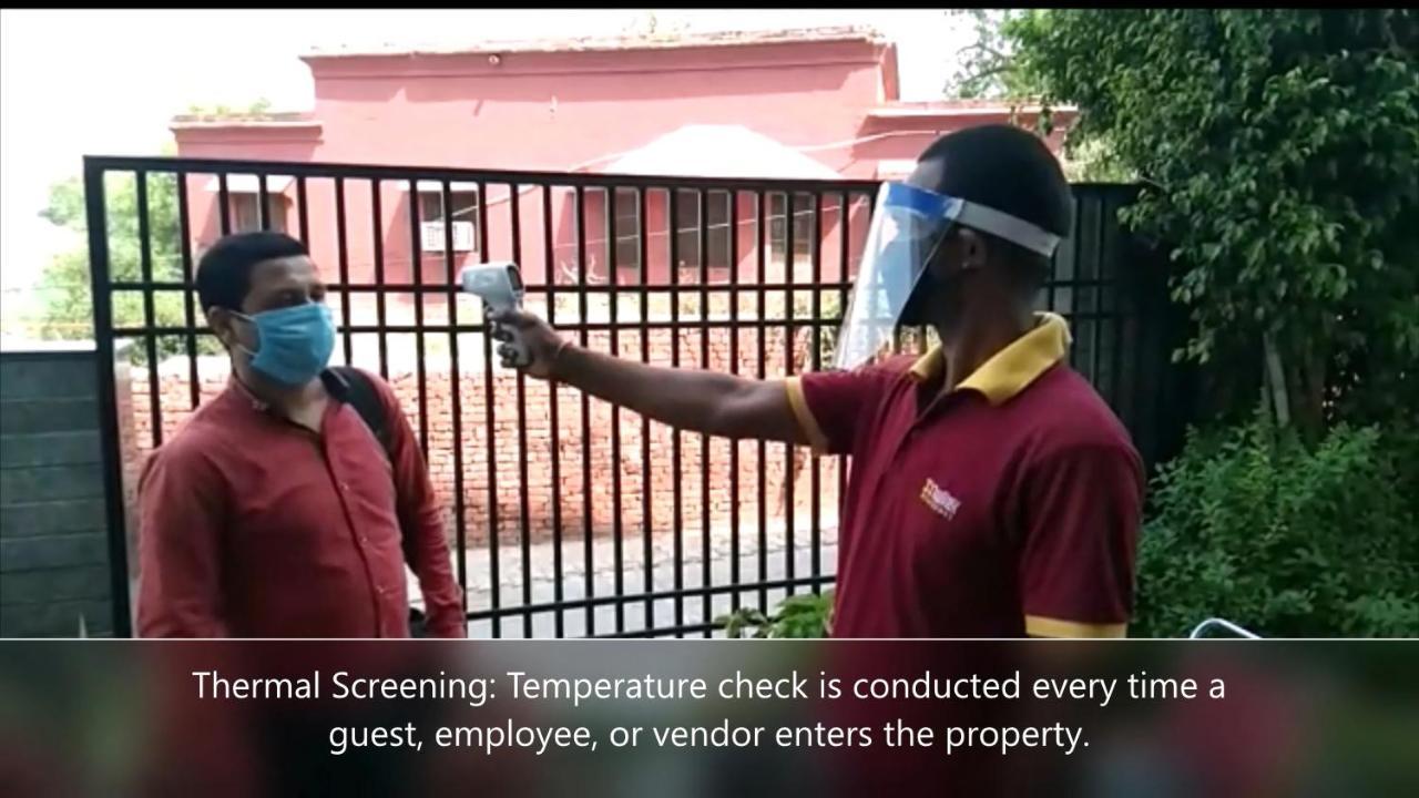 Madhav Muskan Residency Mathura Bagian luar foto