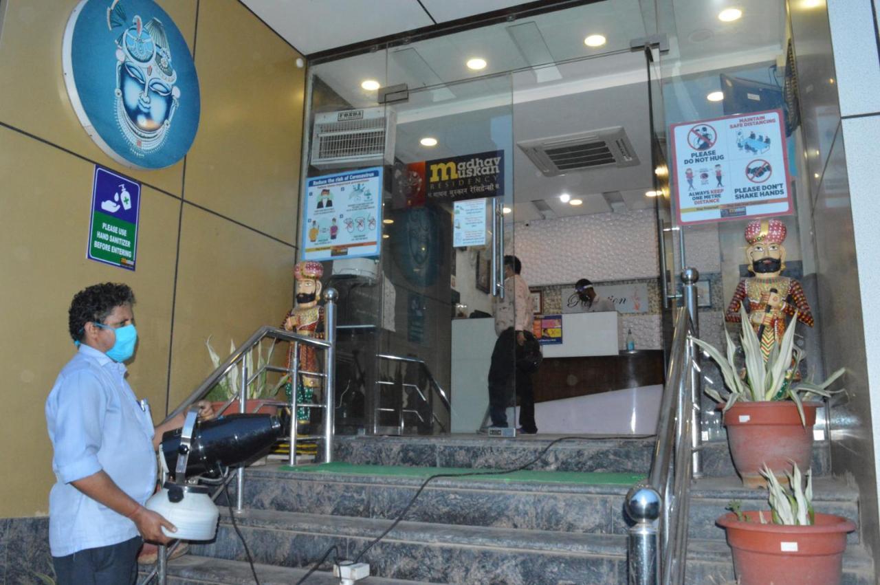 Madhav Muskan Residency Mathura Bagian luar foto