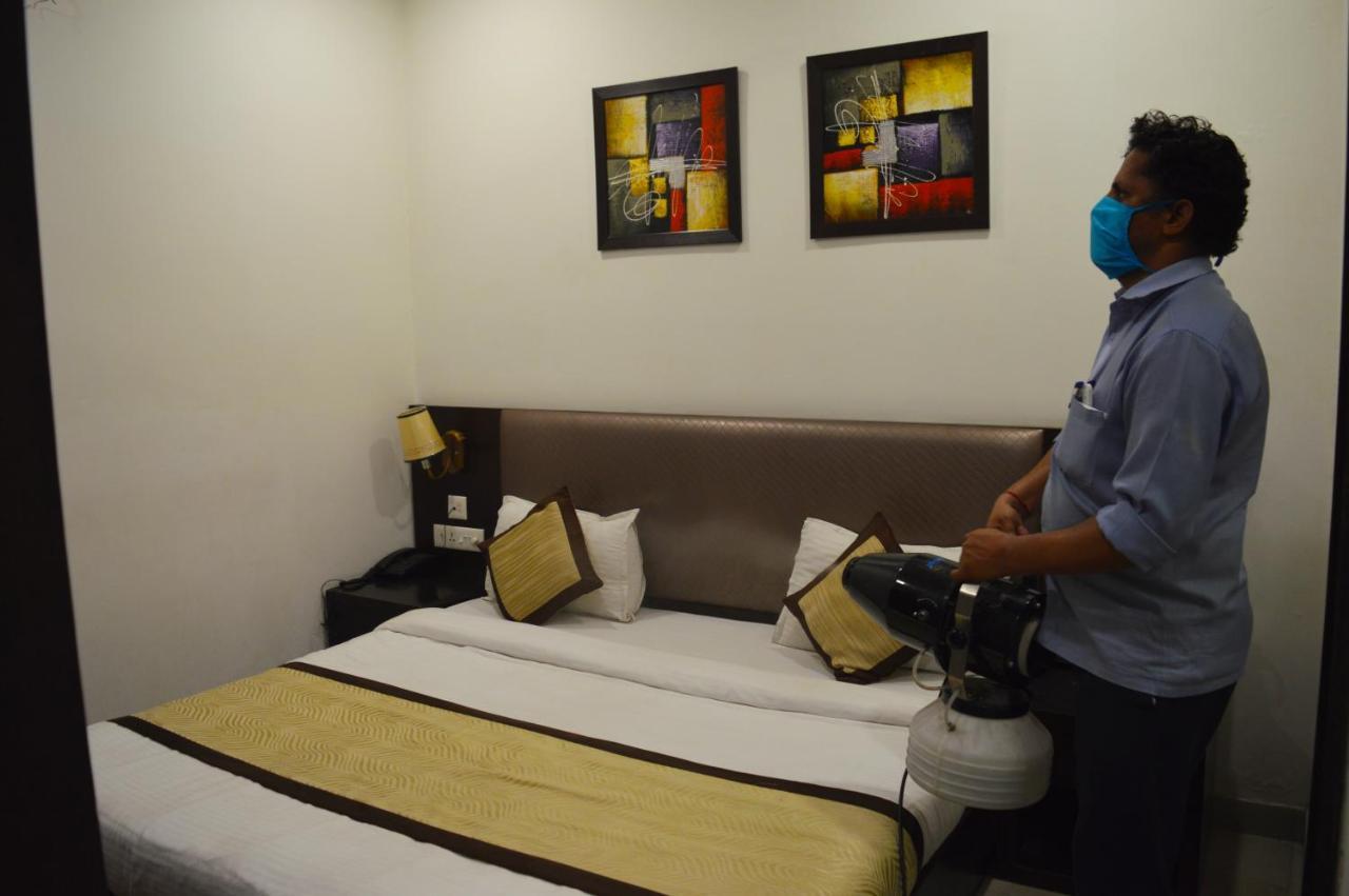 Madhav Muskan Residency Mathura Bagian luar foto
