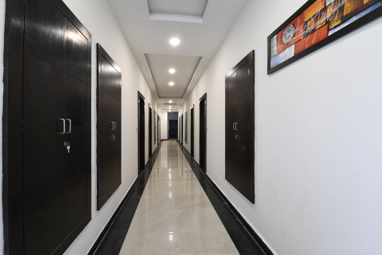 Madhav Muskan Residency Mathura Bagian luar foto