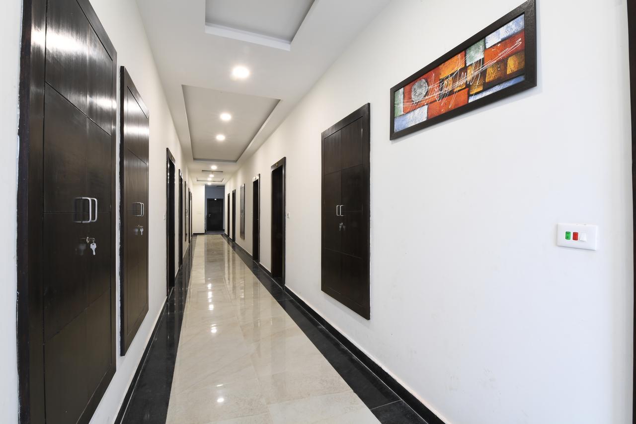 Madhav Muskan Residency Mathura Bagian luar foto