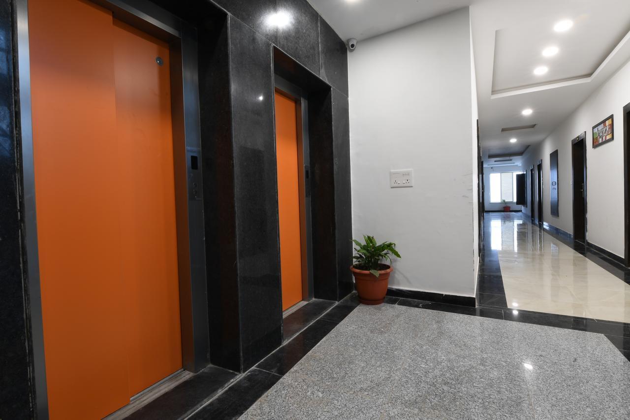 Madhav Muskan Residency Mathura Bagian luar foto